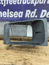 1999-2004 Ford Super Duty F250 F350 F450 F550 RH Right Passenger Headlight Bezel Surround Trim Ring