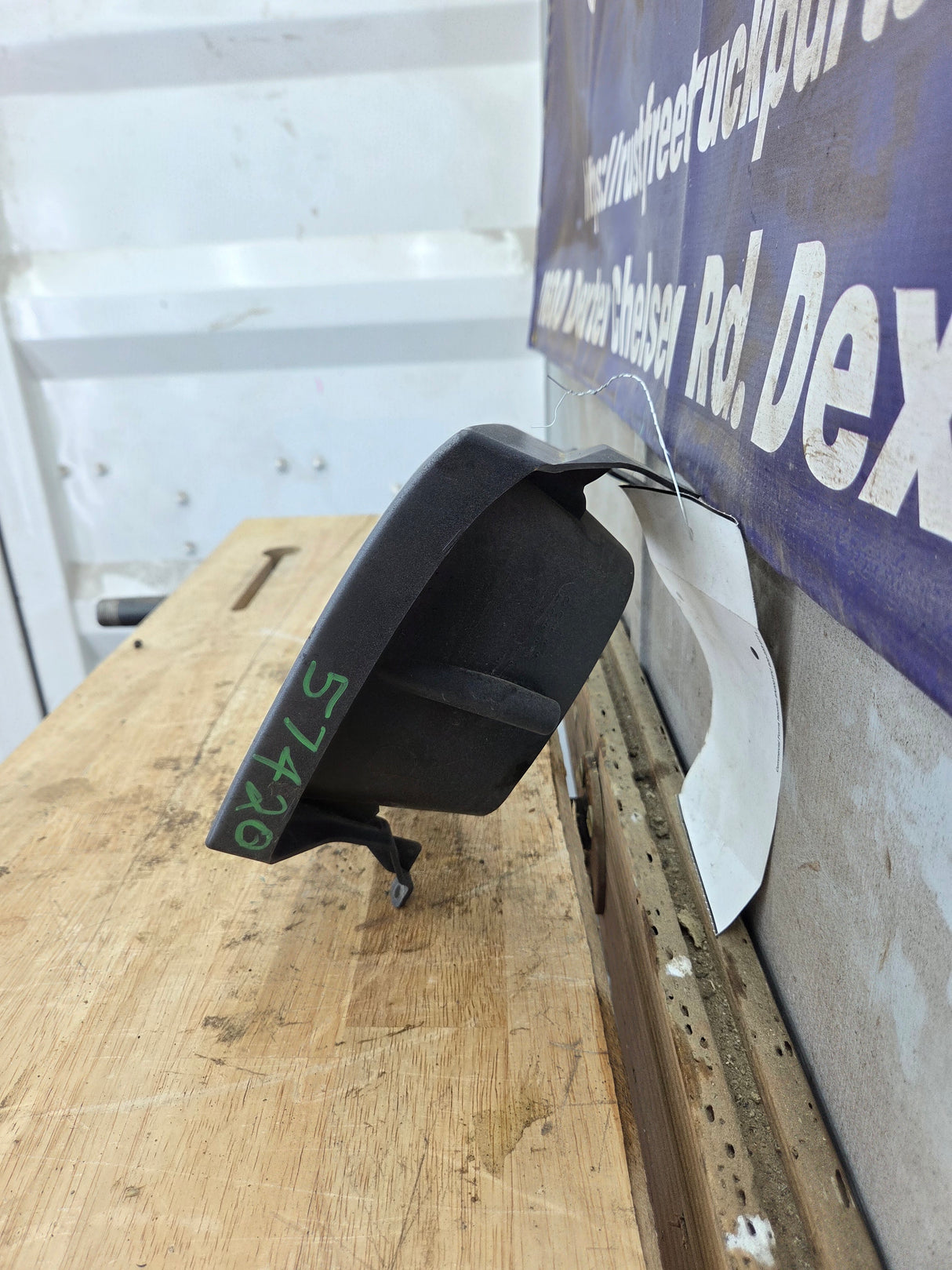 1999-2004 Ford Super Duty F250 F350 F450 F550 RH Right Passenger Headlight Bezel Surround Trim Ring