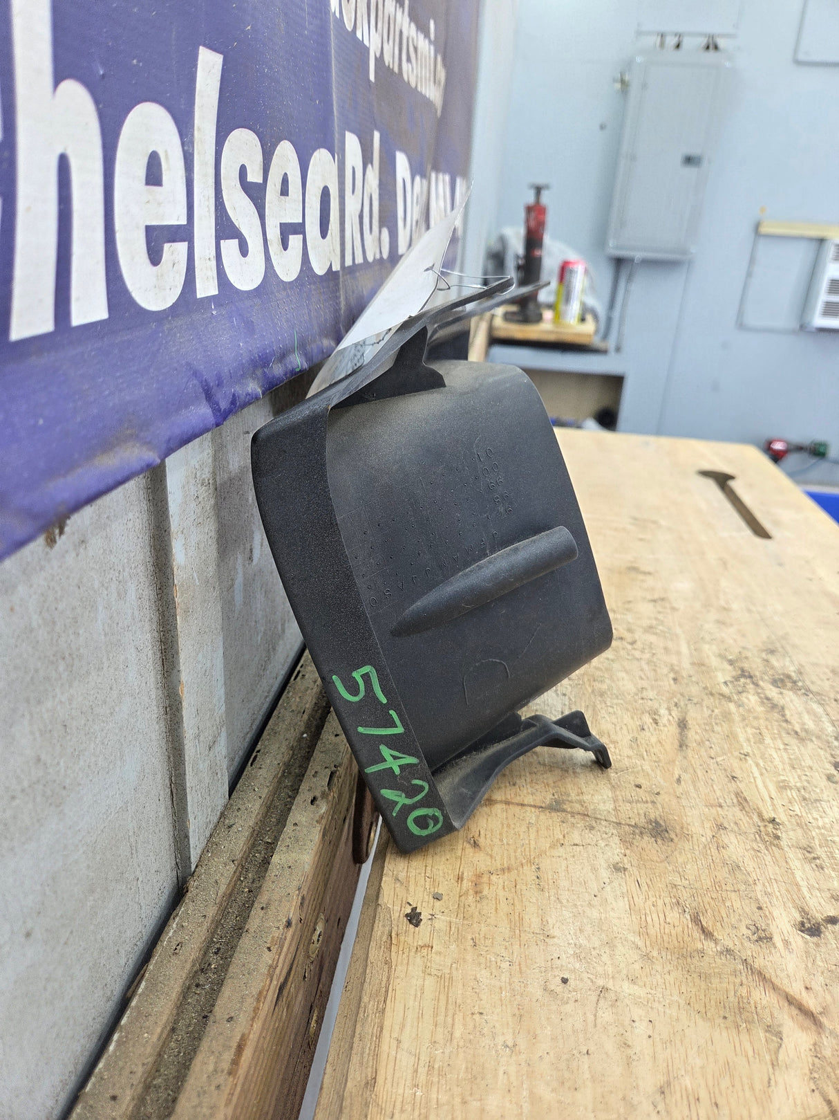 1999-2004 Ford Super Duty F250 F350 F450 F550 RH Right Passenger Headlight Bezel Surround Trim Ring