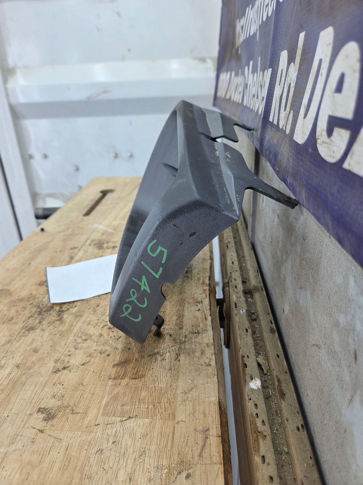 1999-2004 Ford Super Duty F250 F350 F450 F550 LH Driver Side Headlight Bezel Surround Trim Ring