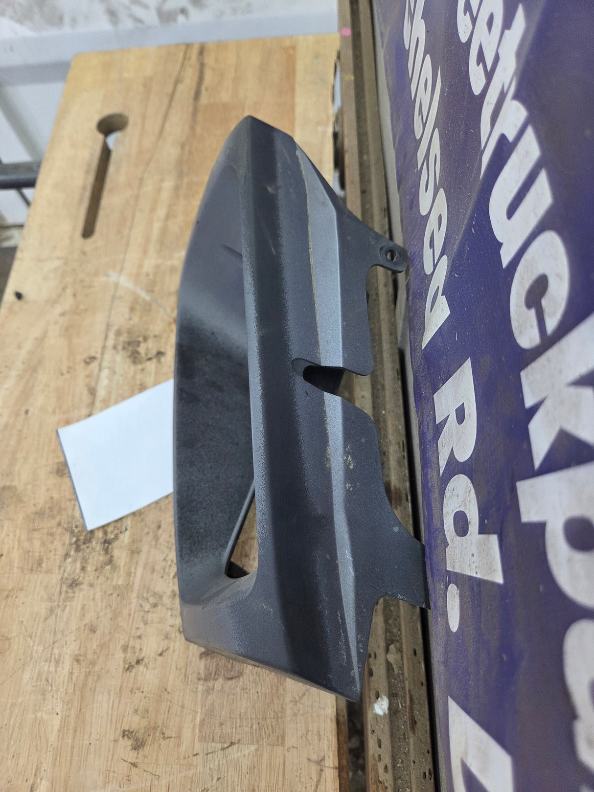 1999-2004 Ford Super Duty F250 F350 F450 F550 LH Driver Side Headlight Bezel Surround Trim Ring