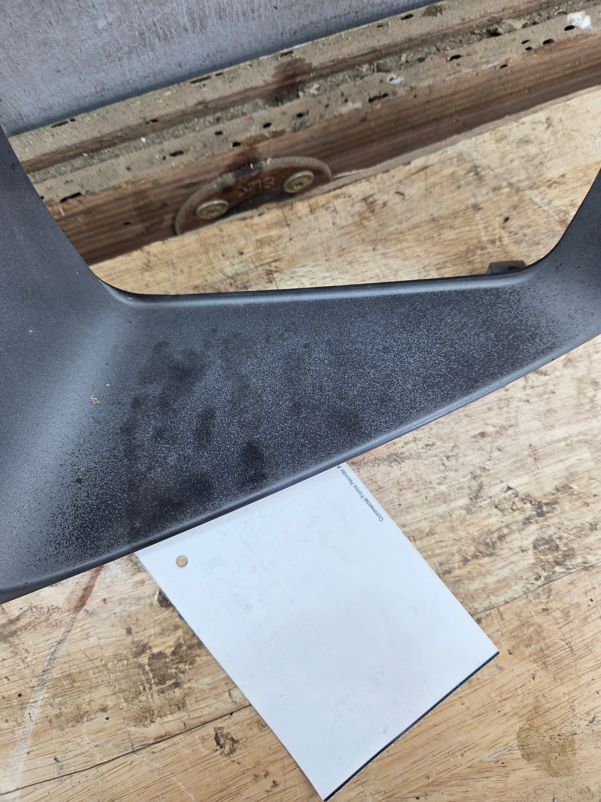 1999-2004 Ford Super Duty F250 F350 F450 F550 LH Driver Side Headlight Bezel Surround Trim Ring