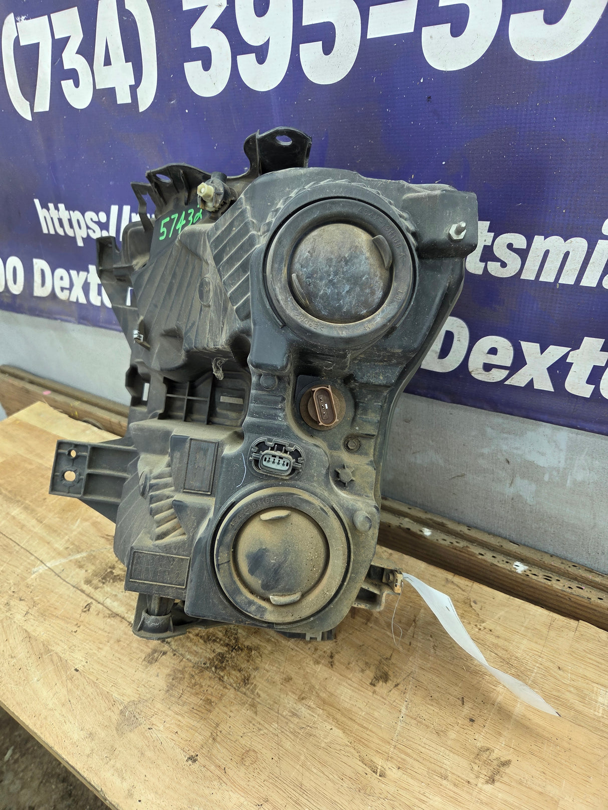 2015-2017 Ford F150 RH Passenger Side Headlight Halogen - FL3Z13008A-PFM