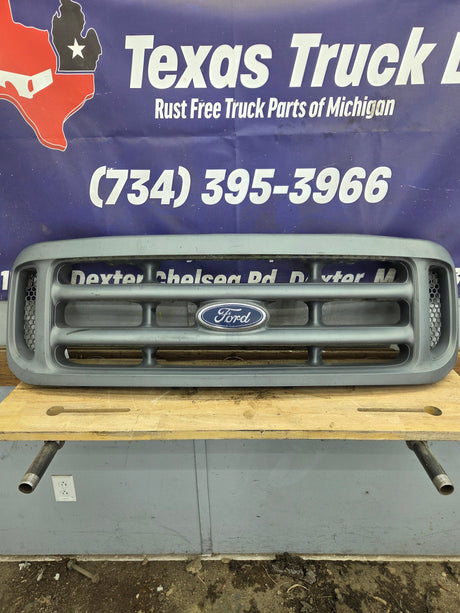 1999-2004 Ford Super Duty Excursion Grill F250 F350 F450 F550