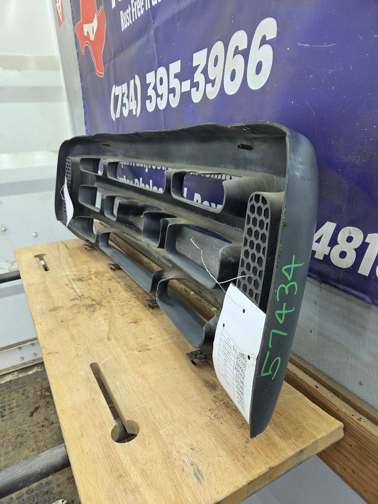 1999-2004 Ford Super Duty Excursion Grill F250 F350 F450 F550