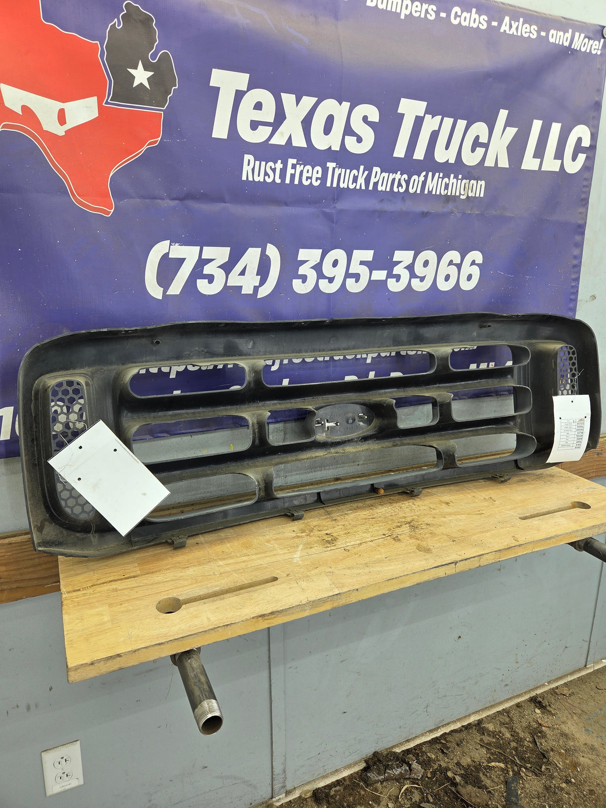 1999-2004 Ford Super Duty Excursion Grill F250 F350 F450 F550