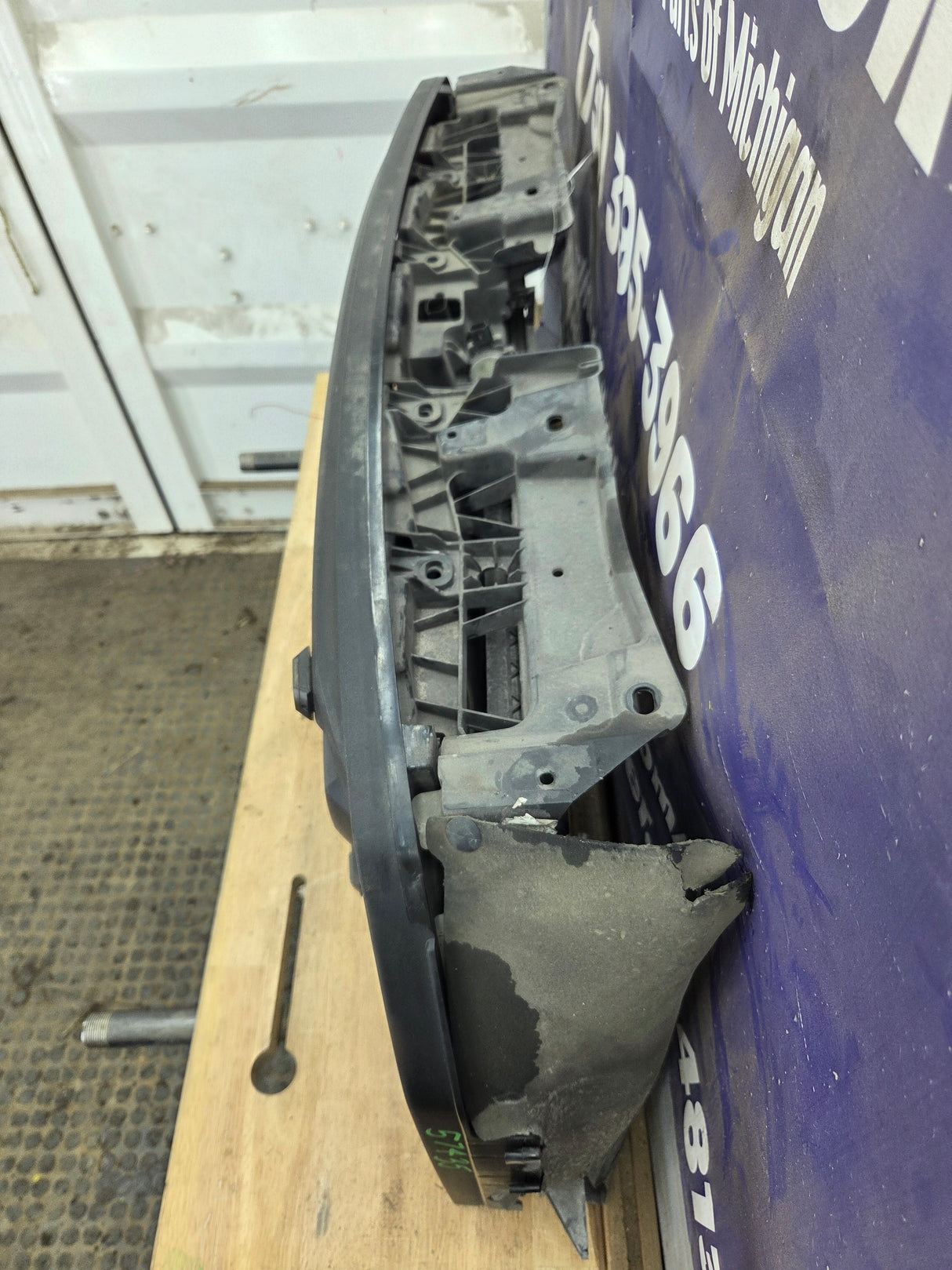 2015-2017 Ford F150 Grill W/Active Air Shutter - Matte Black FL3Z8200AA