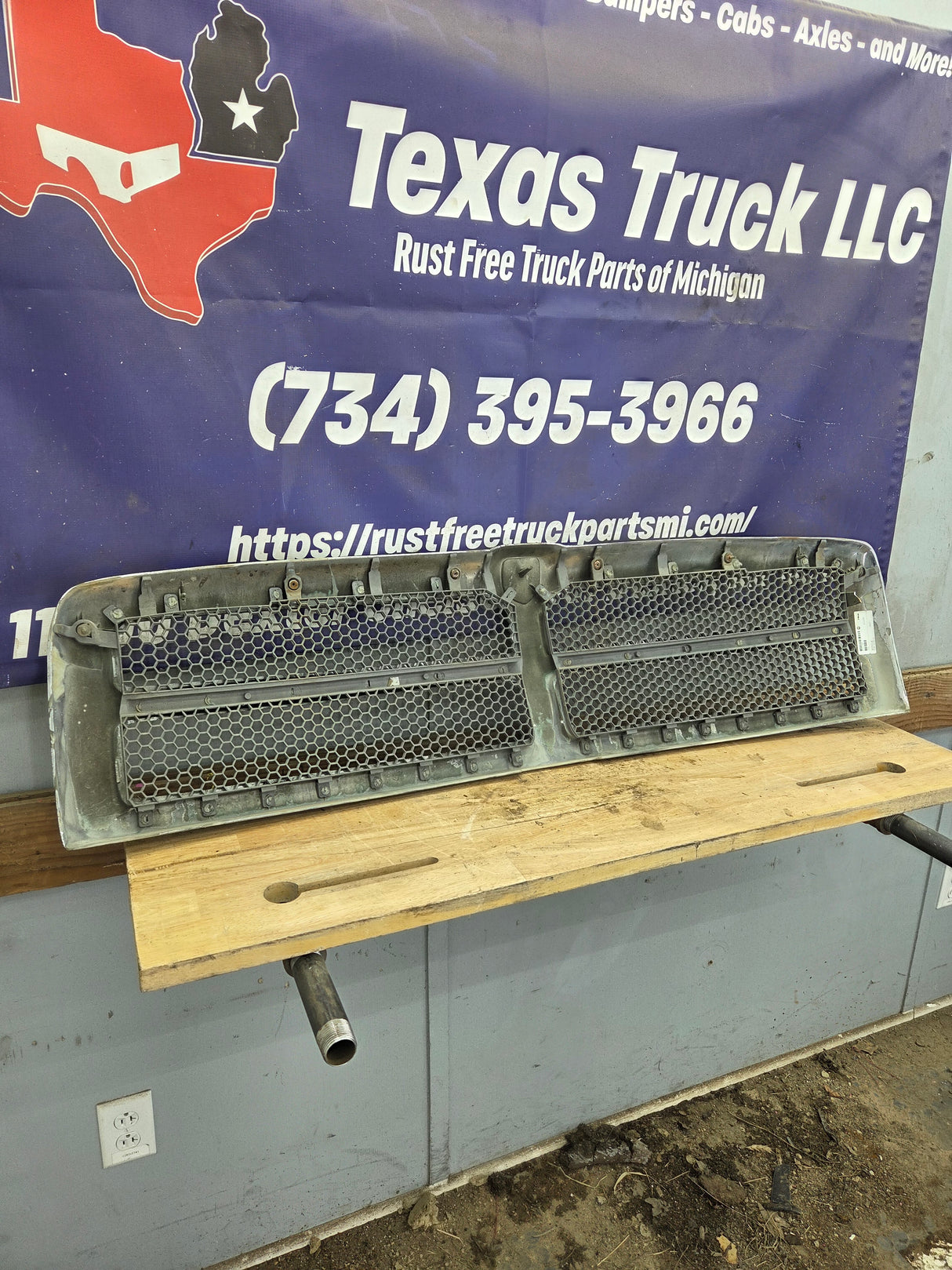 1994-2002 Dodge Ram 2nd Gen 1500 2500 3500 Chrome Grill OEM