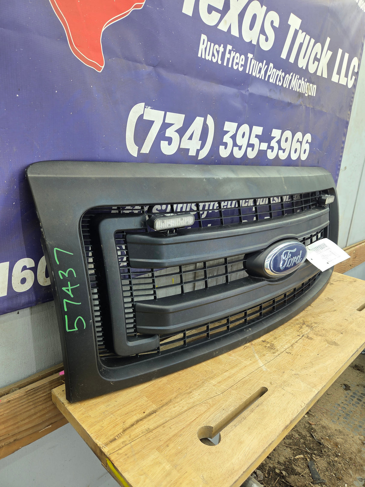 2013-2014 Ford F150 Grill - Matte Black DL3Z8200CA