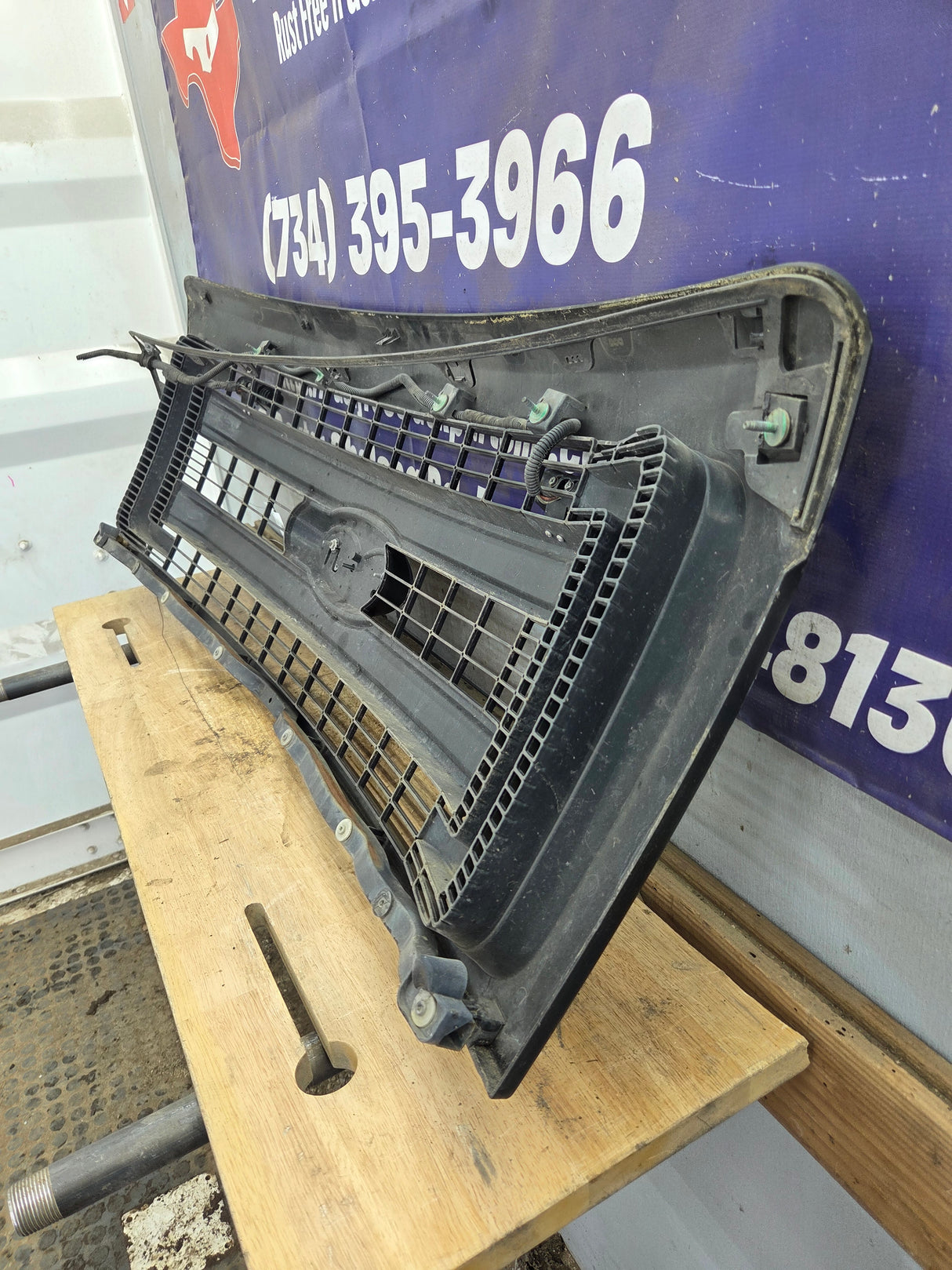 2013-2014 Ford F150 Grill - Matte Black DL3Z8200CA