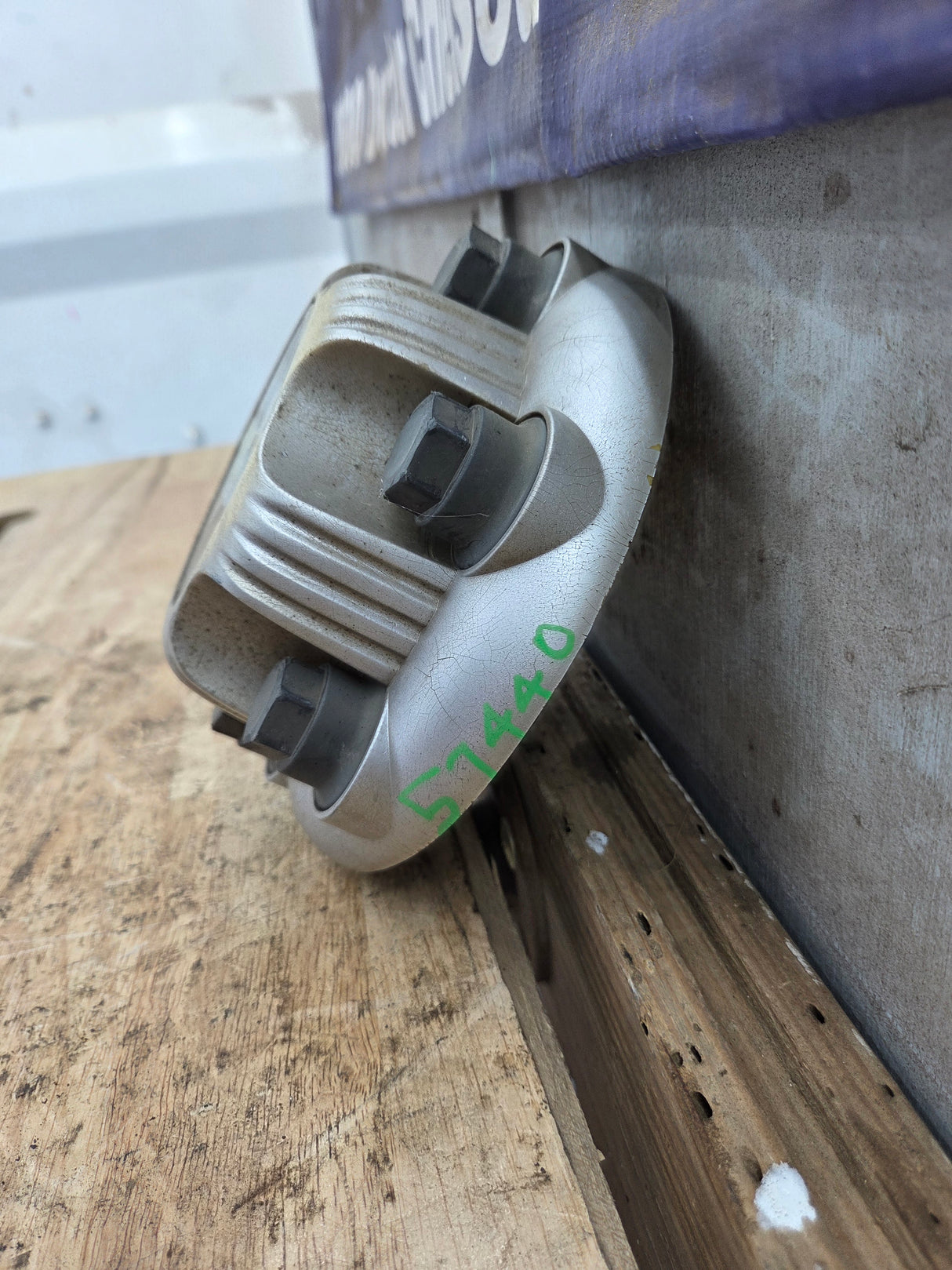 1999-2014 OEM Chevrolet Silverado  Wheel Center Hub Cap Lug Cover 9596661