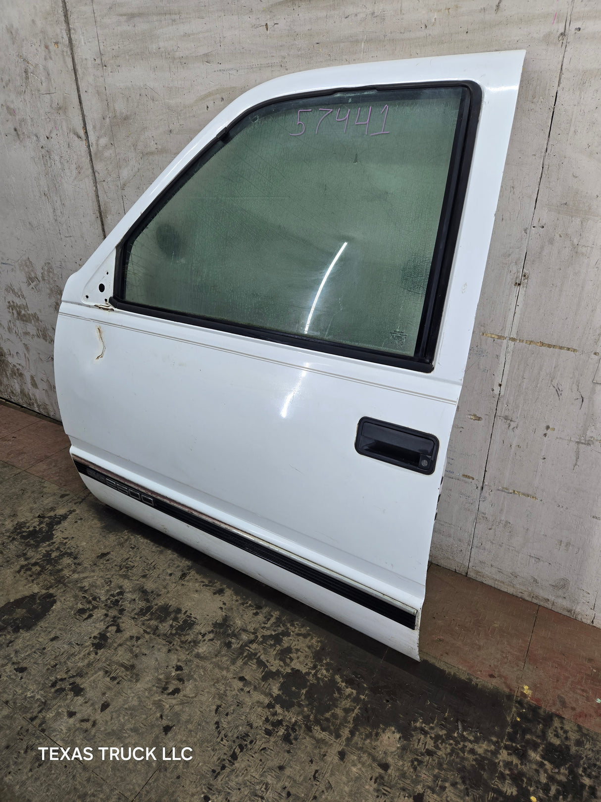 1988-2000 Chevrolet Silverado Suburban GMC Sierra LH Front Driver Door - White