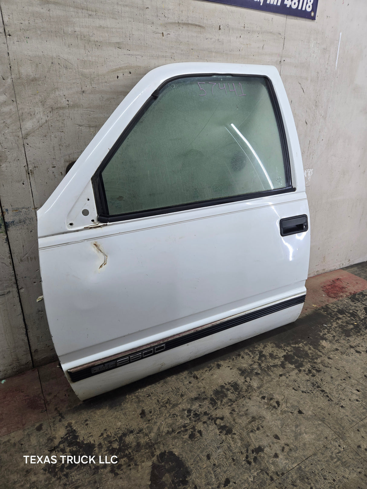 1988-2000 Chevrolet Silverado Suburban GMC Sierra LH Front Driver Door - White