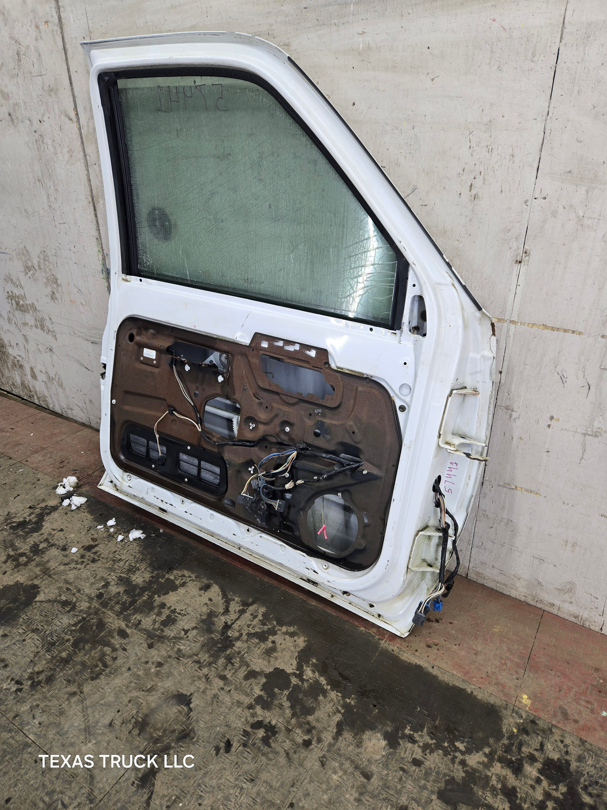 1988-2000 Chevrolet Silverado Suburban GMC Sierra LH Front Driver Door - White