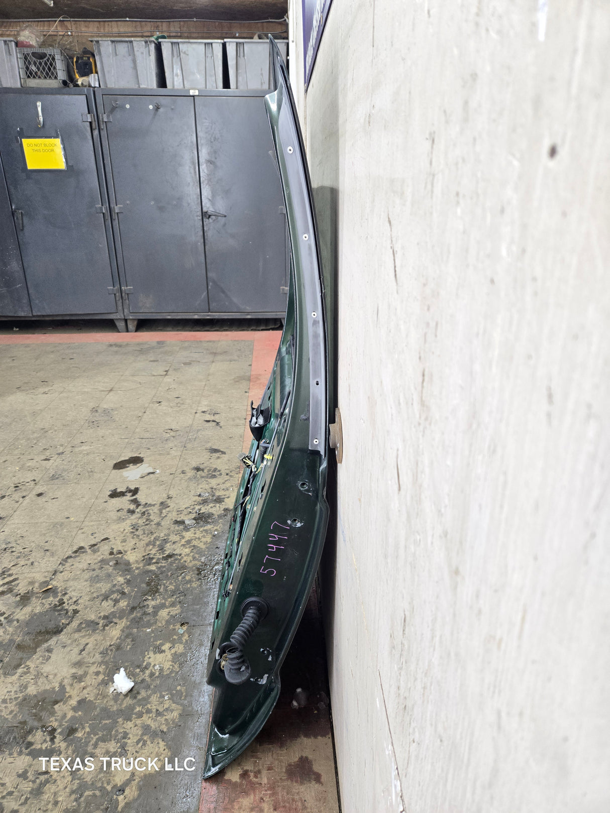 1999-2011 Ford Super Duty LH Driver Side Rear Crew Cab Door F250 F350 F450 F550