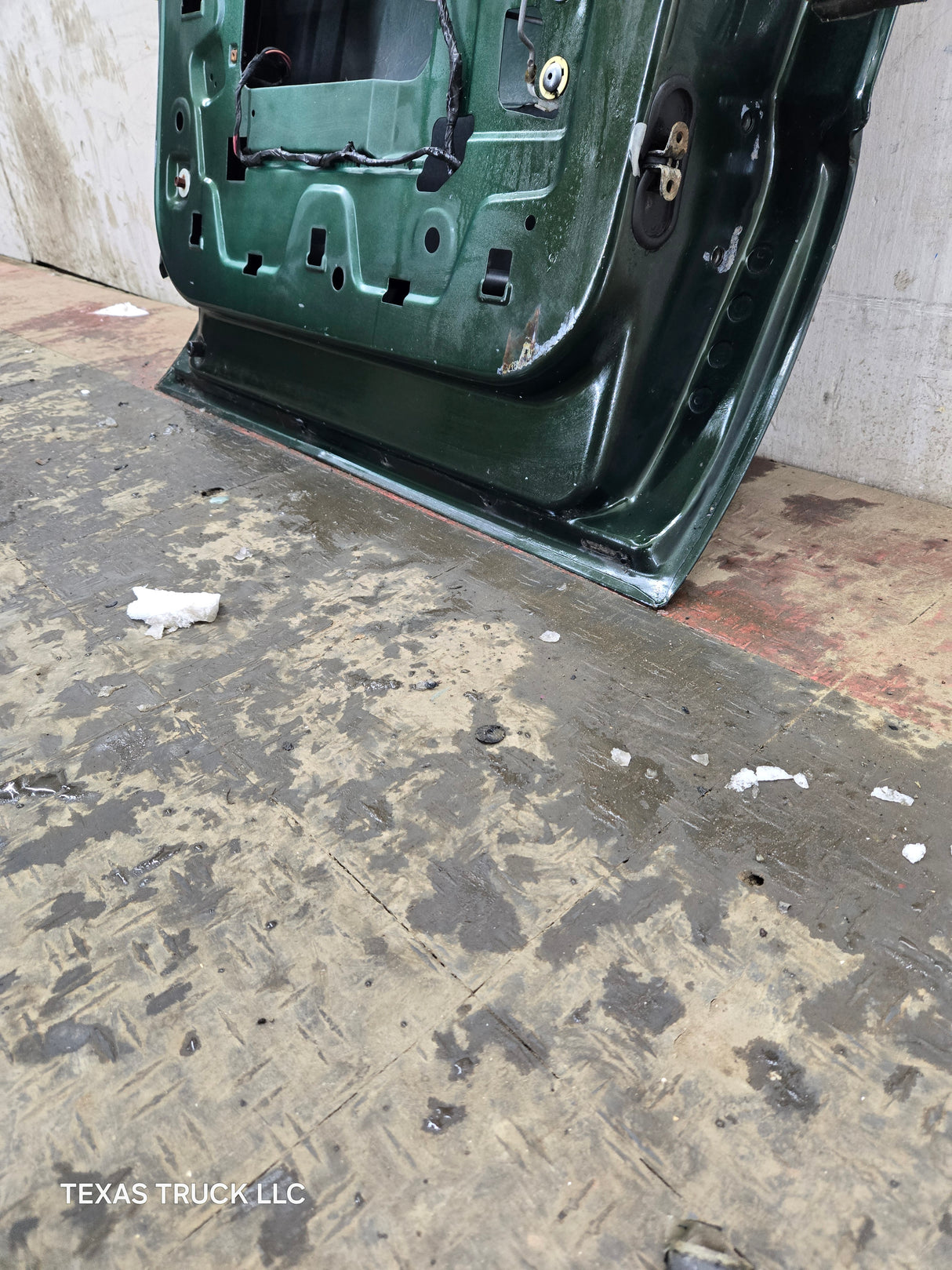 1999-2011 Ford Super Duty LH Driver Side Rear Crew Cab Door F250 F350 F450 F550