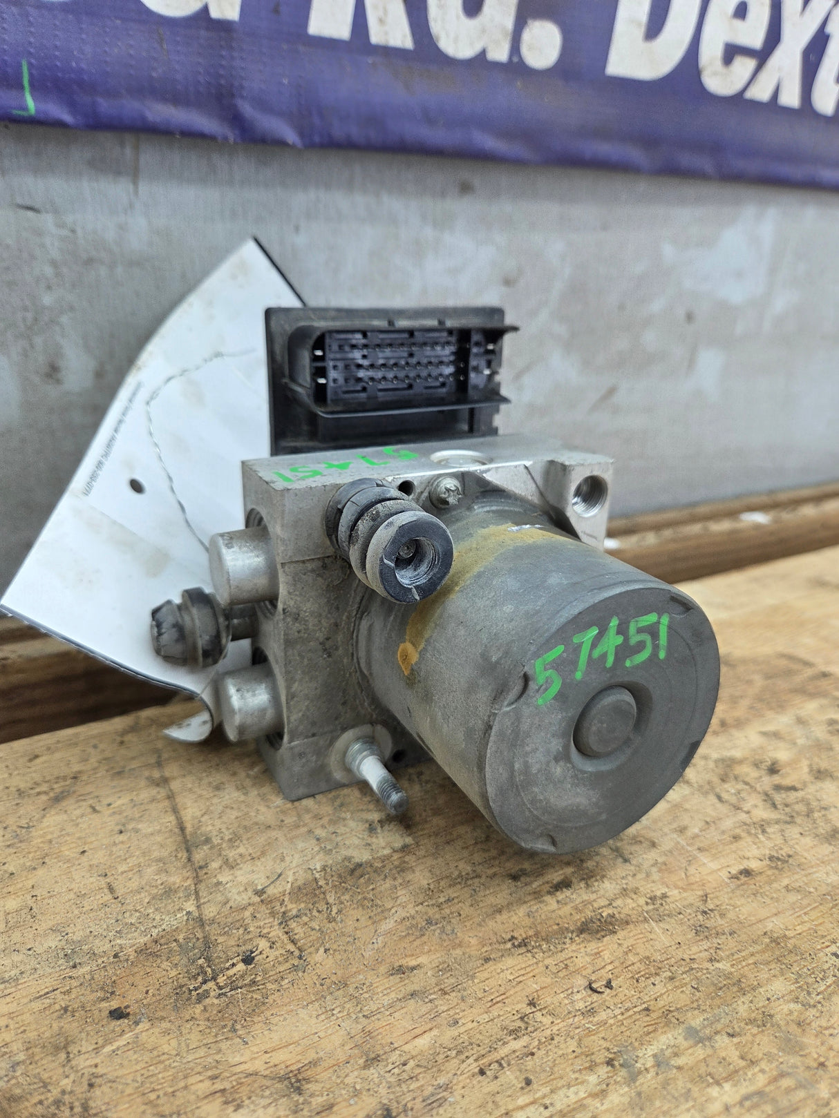 2007 Ford F150 ABS Pump Module Control Assembly - 7L34-2C346-A