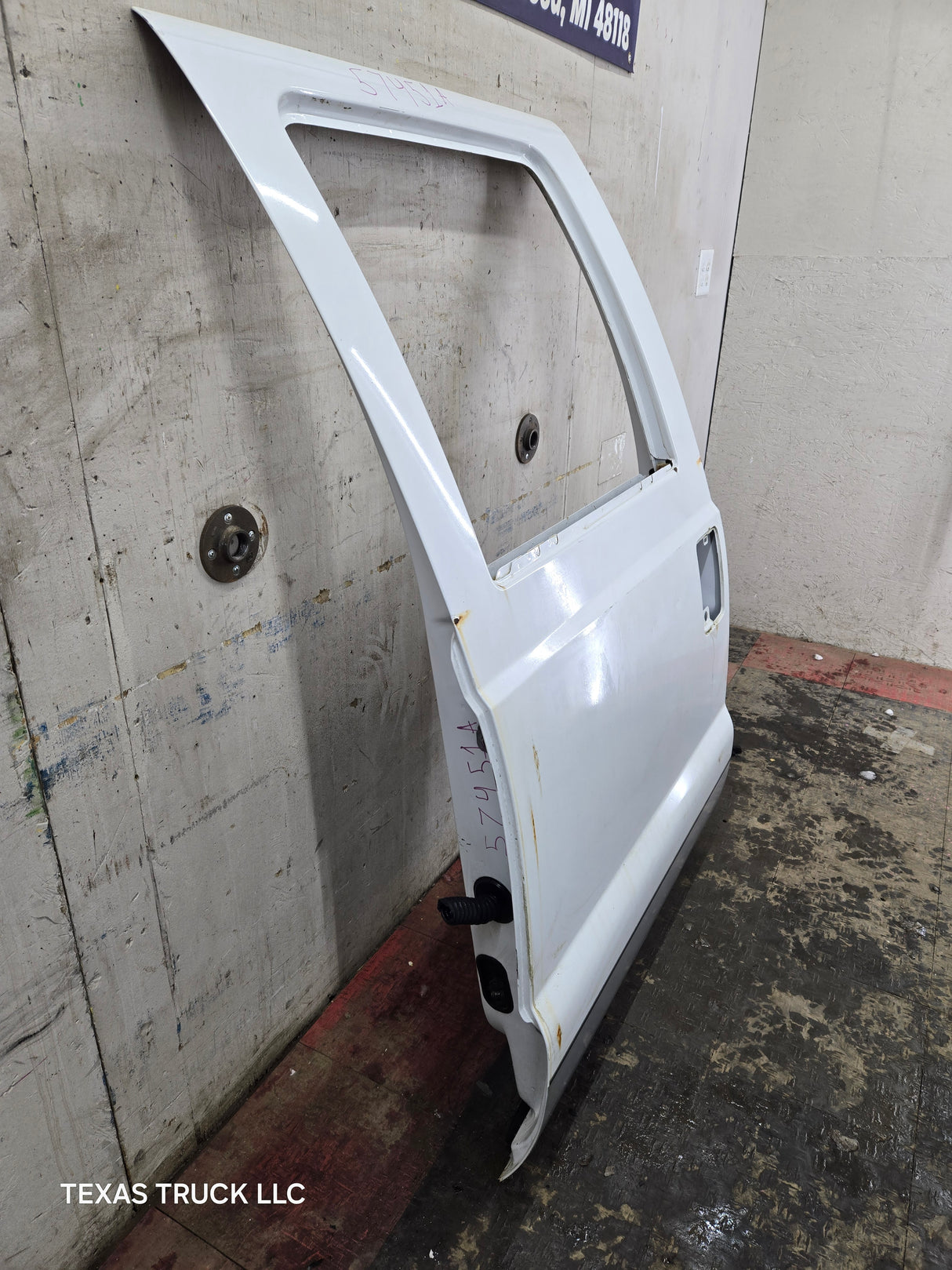 1999-2011 Ford Super Duty LH Driver Side Rear Crew Cab Door F250 F350 F450 F550