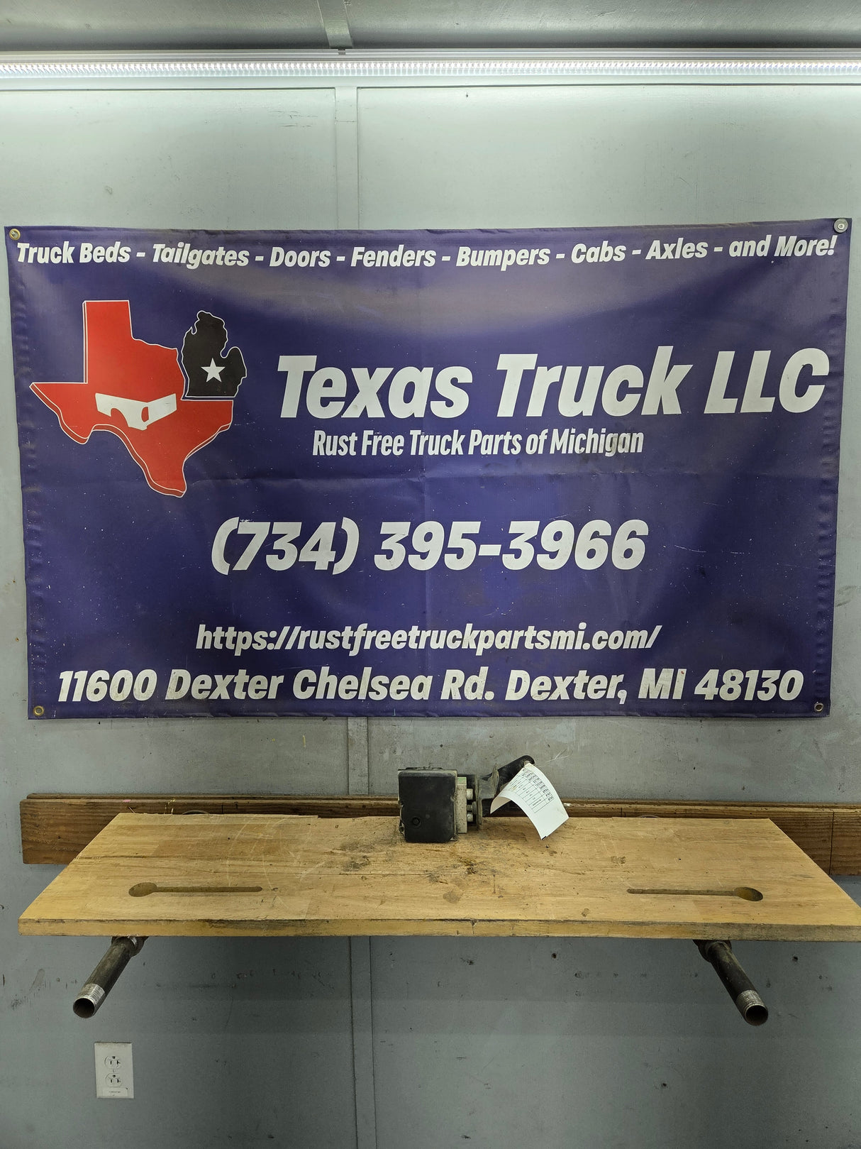 2013-2014 Ford F150 ABS Pump Module Control Assembly 4X4 - DL34-2C405-B