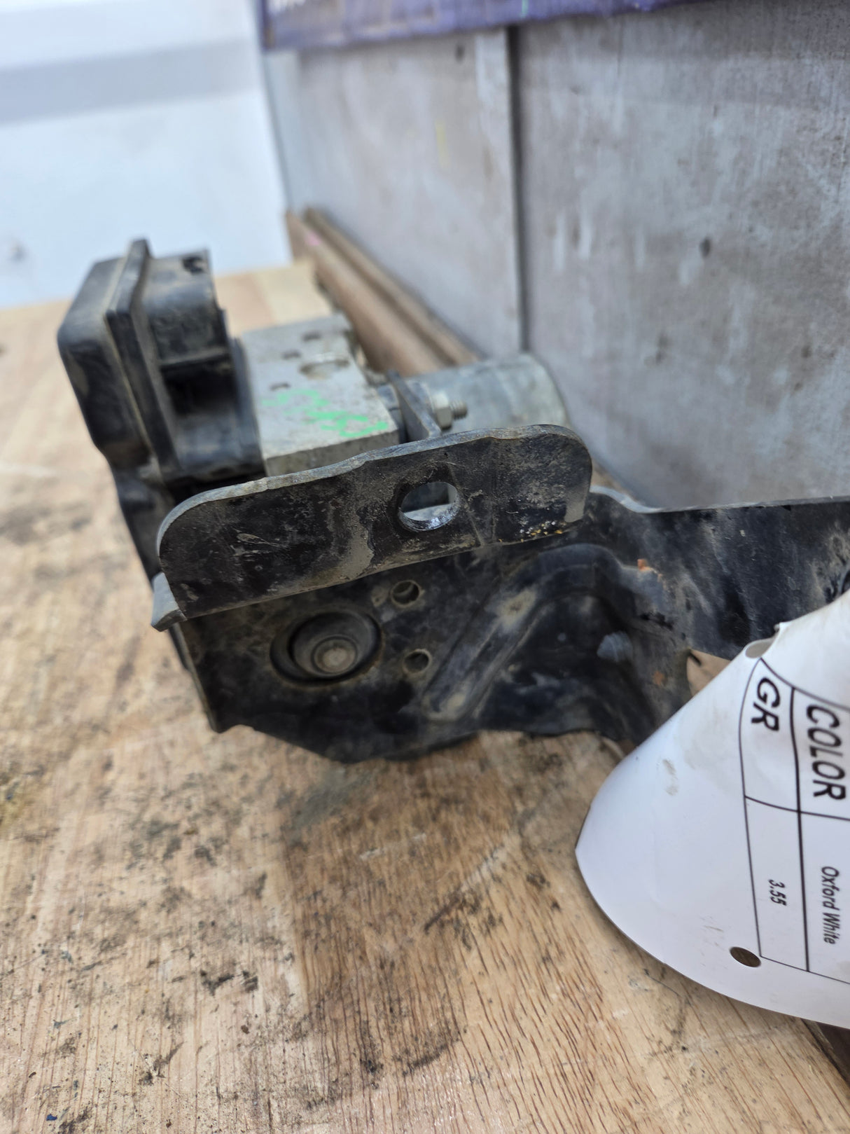 2013-2014 Ford F150 ABS Pump Module Control Assembly 4X4 - DL34-2C405-B