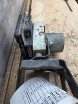 2013-2014 Ford F150 ABS Pump Module Control Assembly 4X4 - DL34-2C405-B