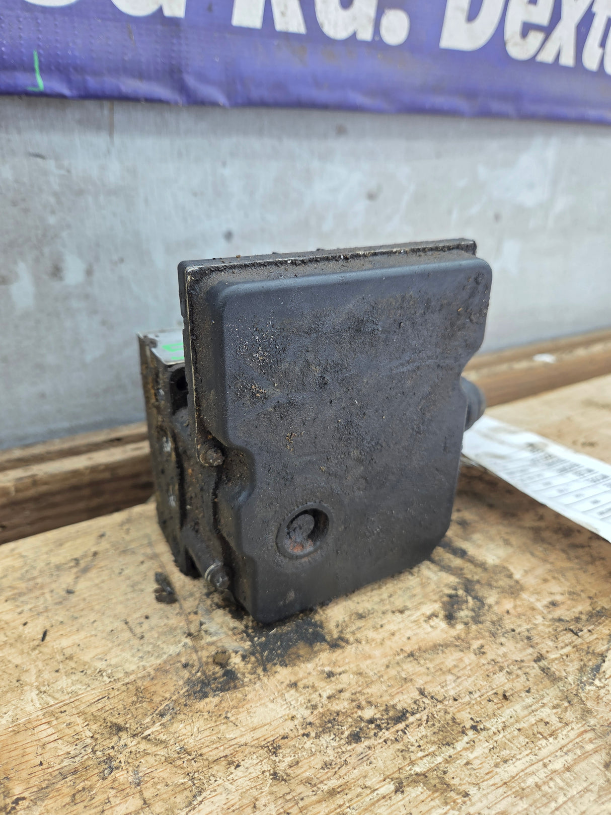 2013-2014 Ford F150 ABS Pump Module Control Assembly 4X4 - DL34-2C405-B