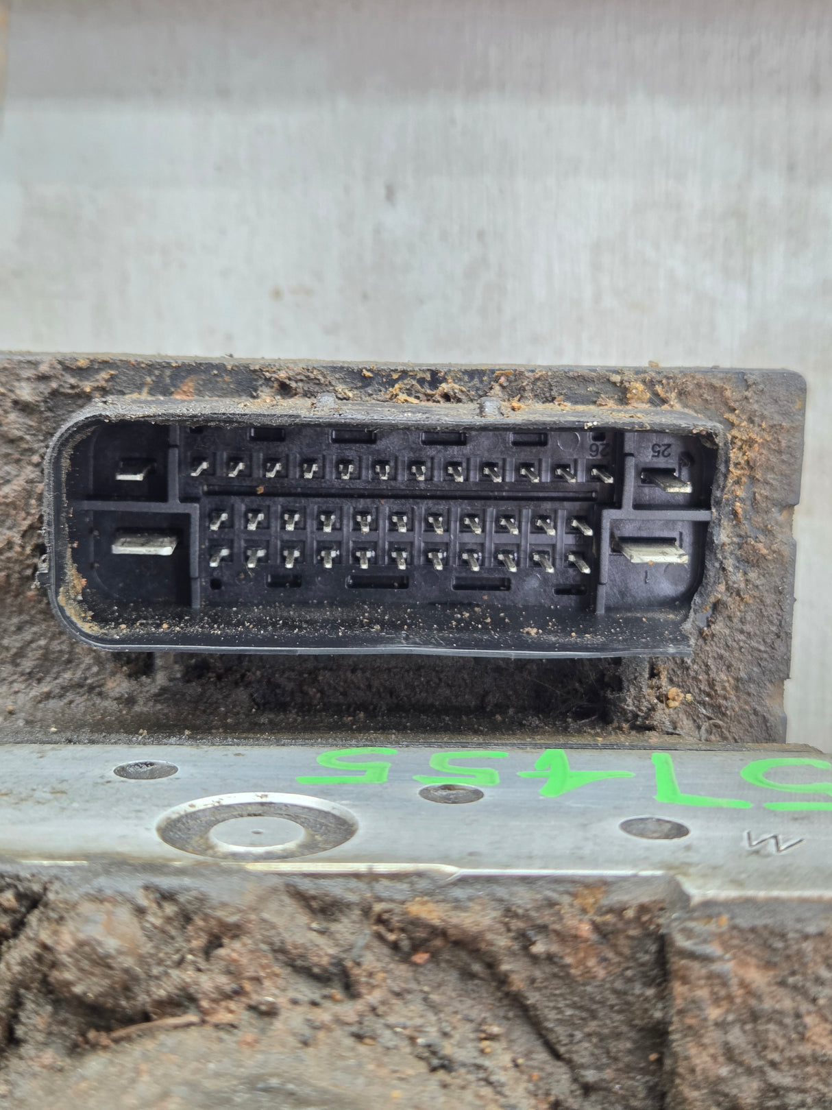 2013-2014 Ford F150 ABS Pump Module Control Assembly 4X4 - DL34-2C405-B