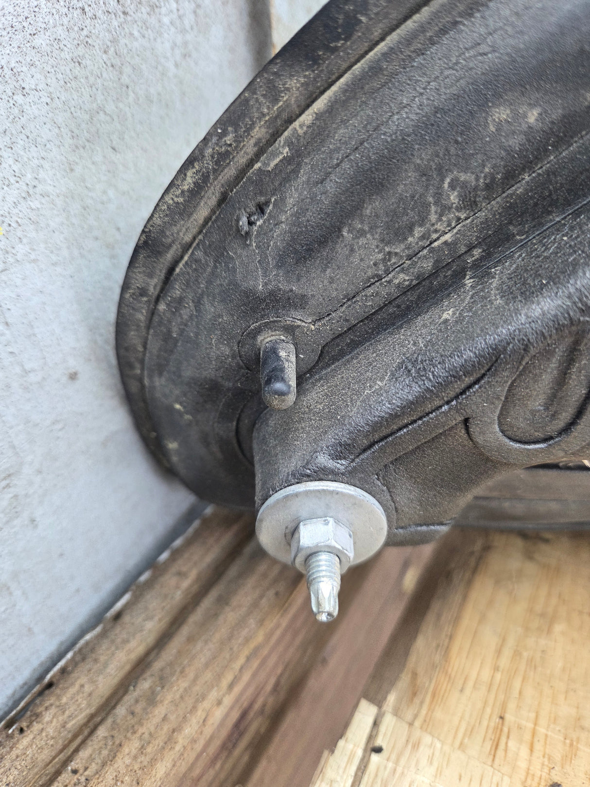 2014-2019 Chevrolet Silverado/GMC Sierra 1500 2500 3500 Right Side Passenger Side Mirror 23180069