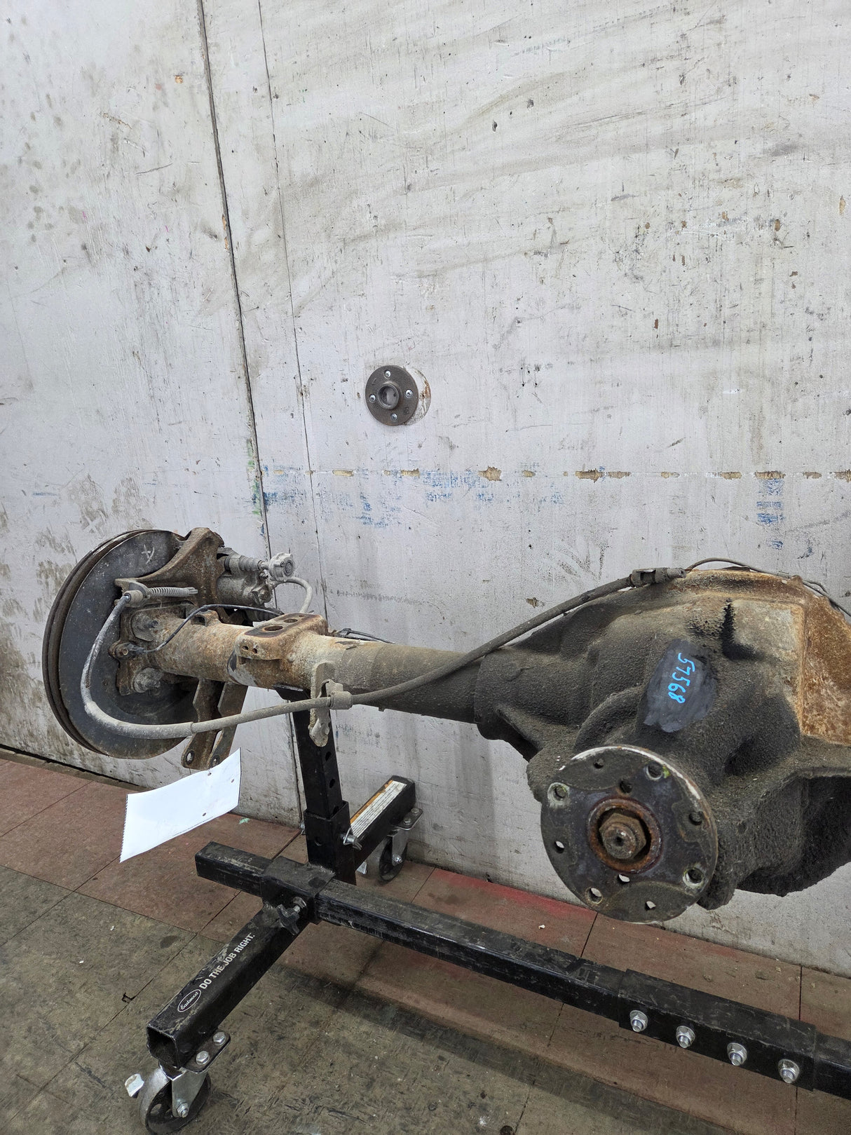 2009-2011 Ford F150 9.75" Rear Axle 3.73 Gear Ratio Limited Slip