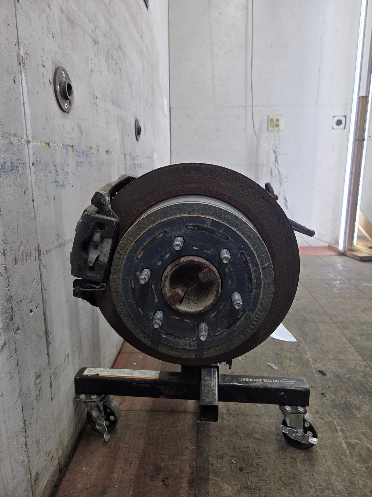2009-2011 Ford F150 9.75" Rear Axle 3.73 Gear Ratio Limited Slip