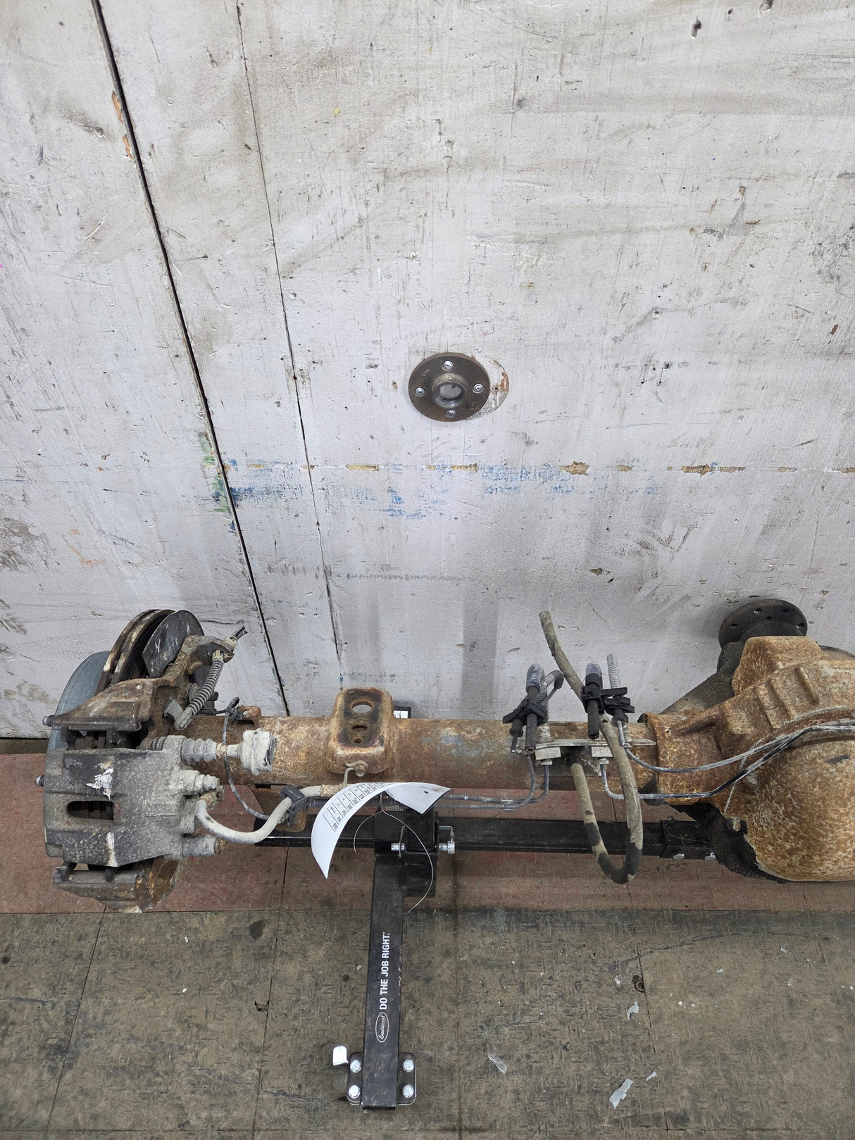 2009-2011 Ford F150 9.75" Rear Axle 3.73 Gear Ratio Limited Slip