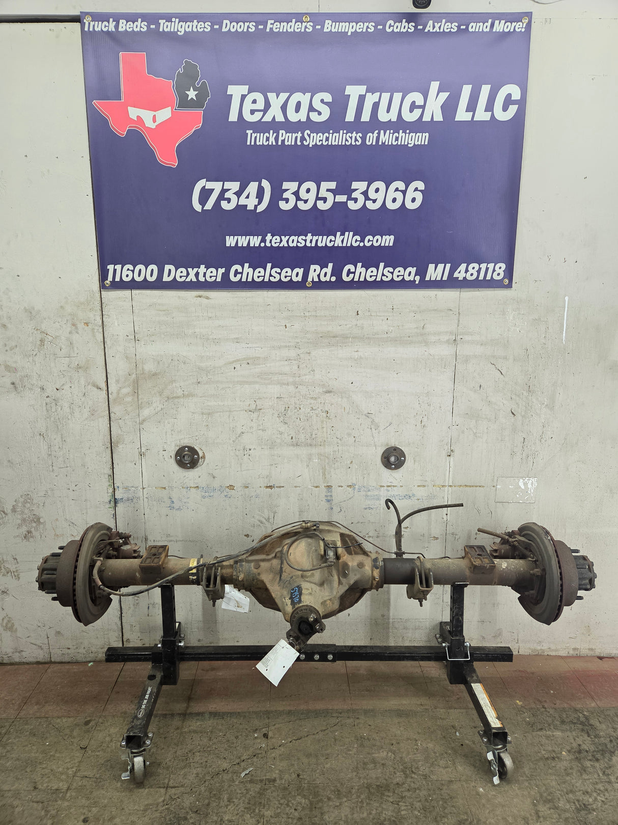 1999-2001 Ford Super Duty F250 F350 SRW Rear Axle 3.73 Ratio