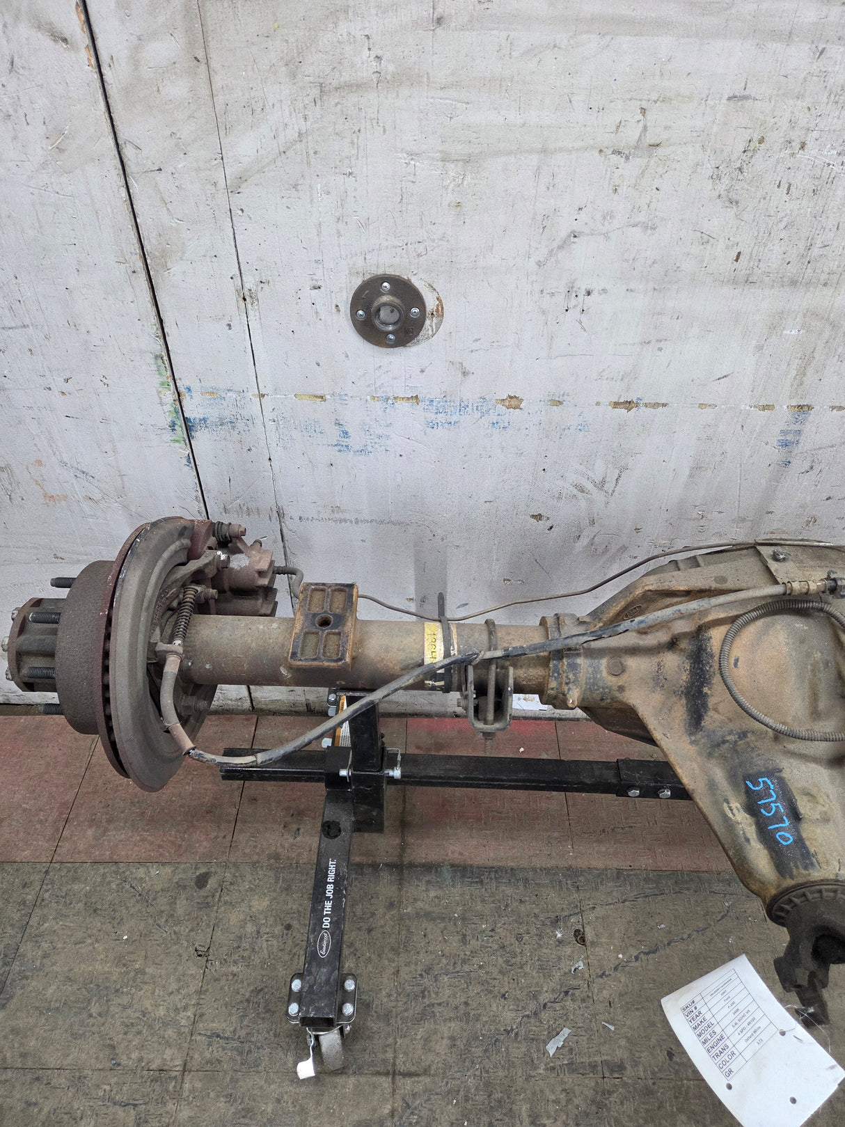 1999-2001 Ford Super Duty F250 F350 SRW Rear Axle 3.73 Ratio