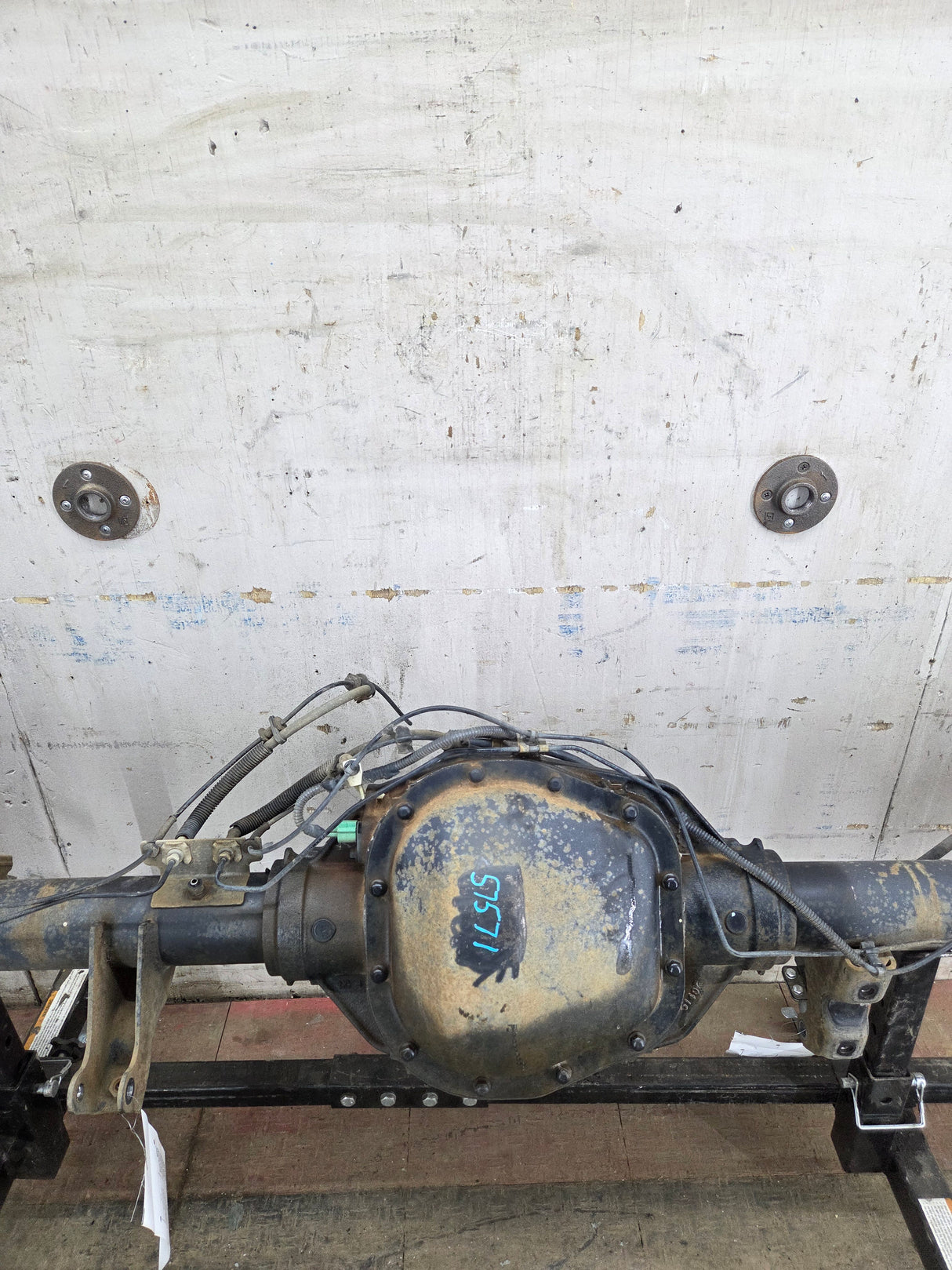 2013-2016 Ford Super Duty F250 F350 Rear Axle 3.73 Gear Ratio Electronic Locker