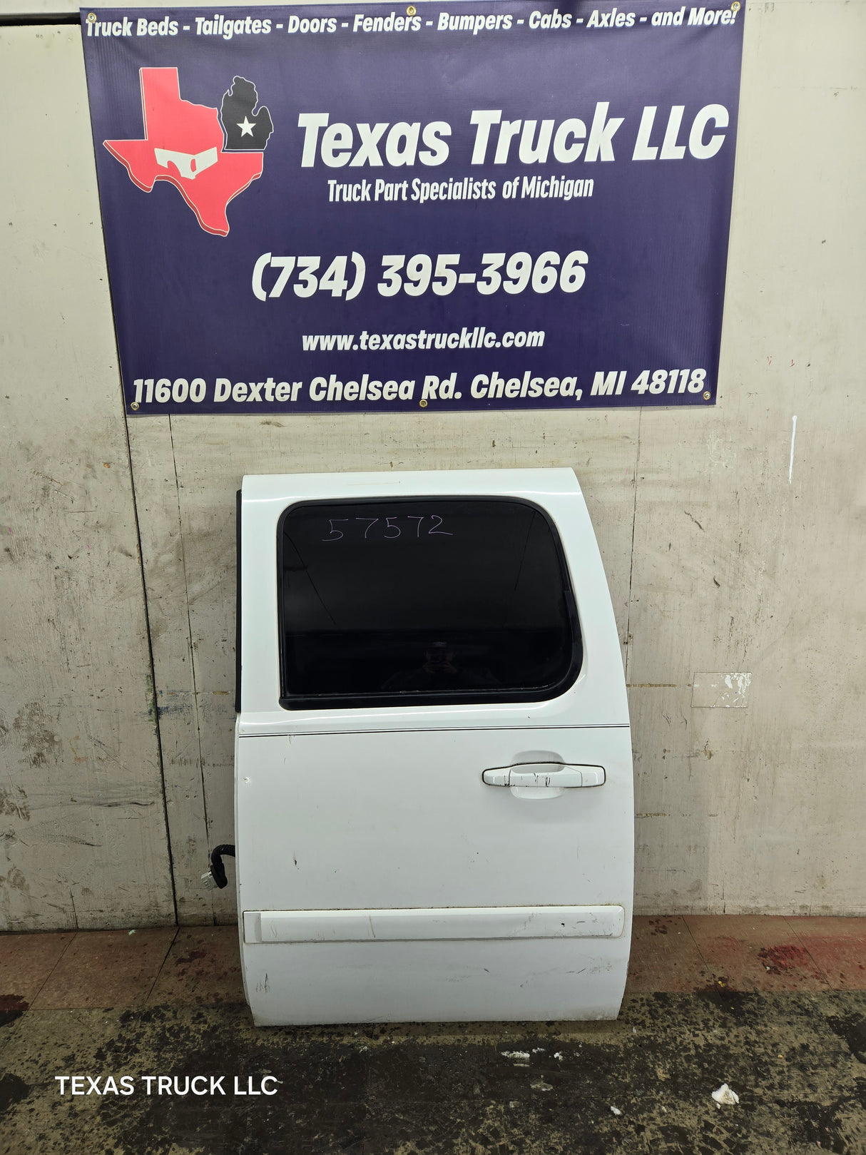 2007-2013 Chevrolet Silverado / GMC Sierra 1500 2500 3500 HD Crew Cab LH Driver Side Rear Door