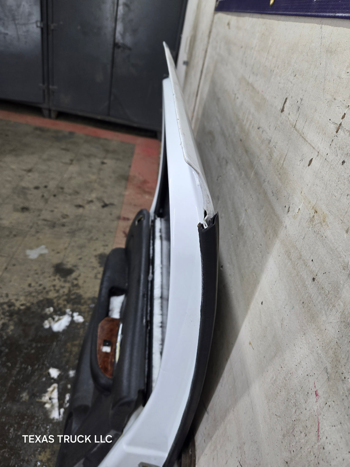 2007-2013 Chevrolet Silverado / GMC Sierra 1500 2500 3500 HD Crew Cab LH Driver Side Rear Door