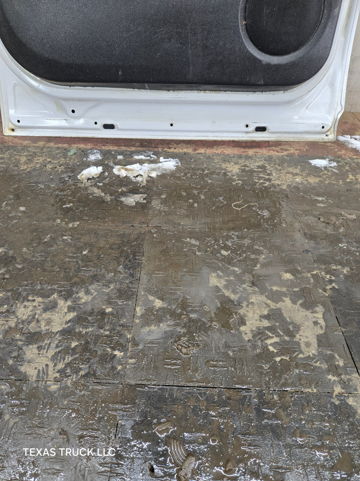 2007-2013 Chevrolet Silverado / GMC Sierra 1500 2500 3500 HD Crew Cab LH Driver Side Rear Door