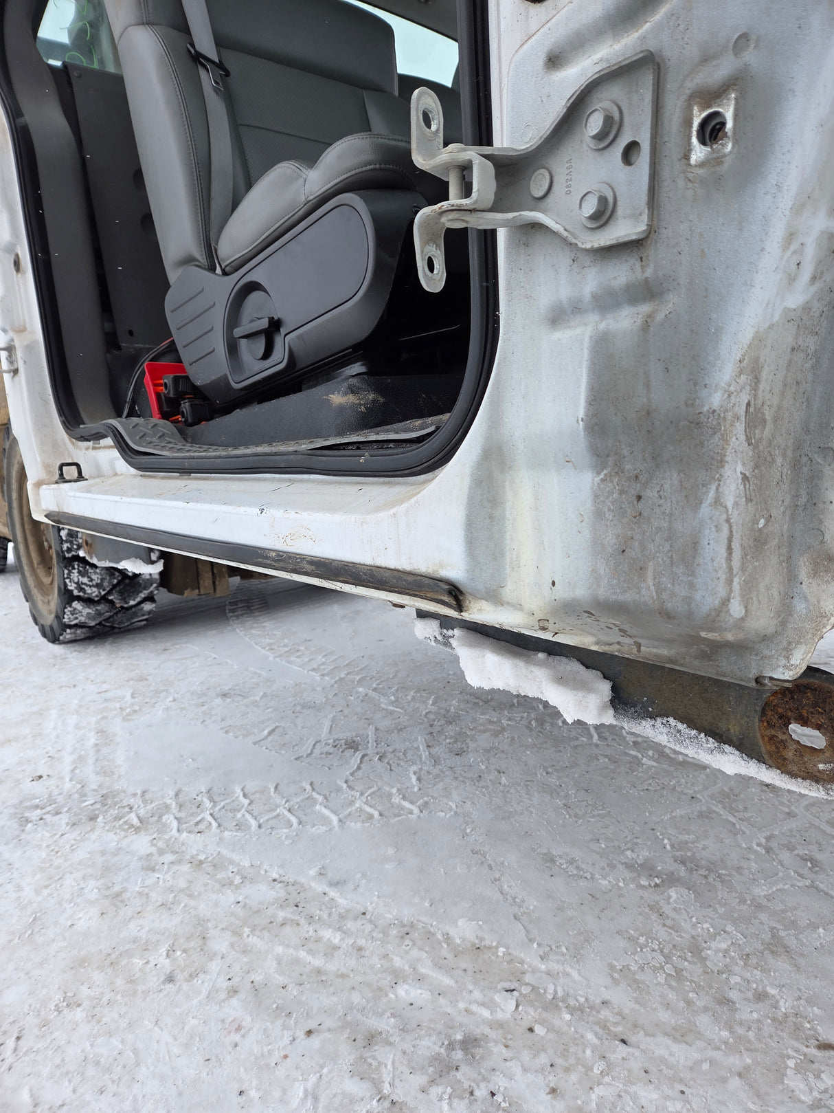 2004-2008 Ford F150 4 Door "Plus" Cab - Oxford White