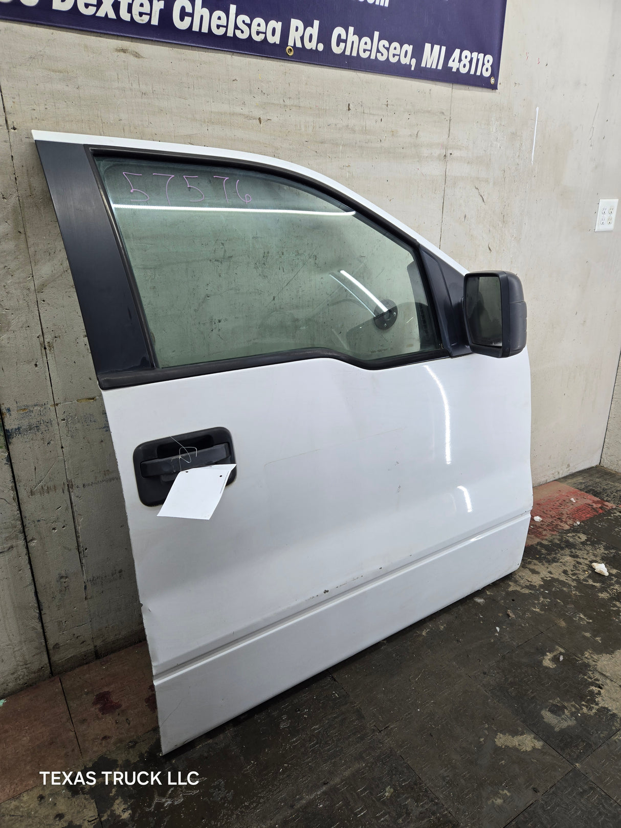 2009-2014 Ford F150 RH Passenger Side Front Door