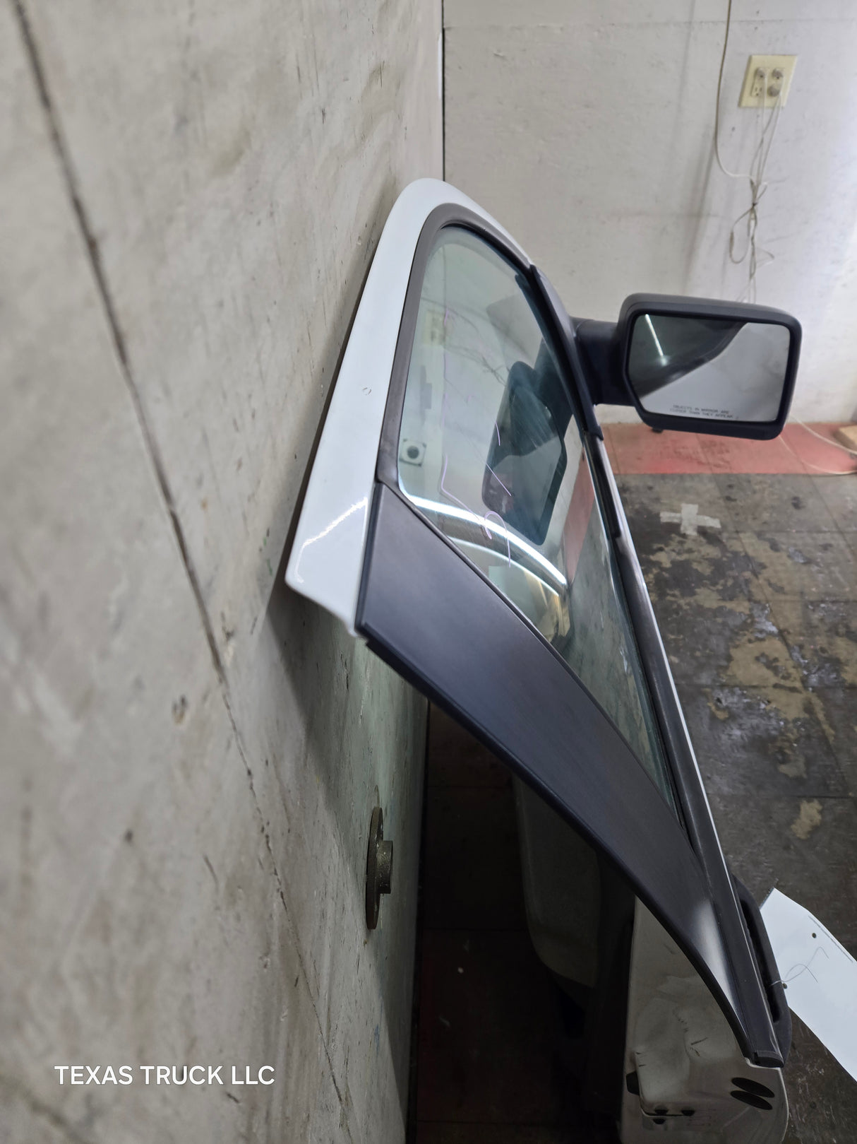 2009-2014 Ford F150 RH Passenger Side Front Door