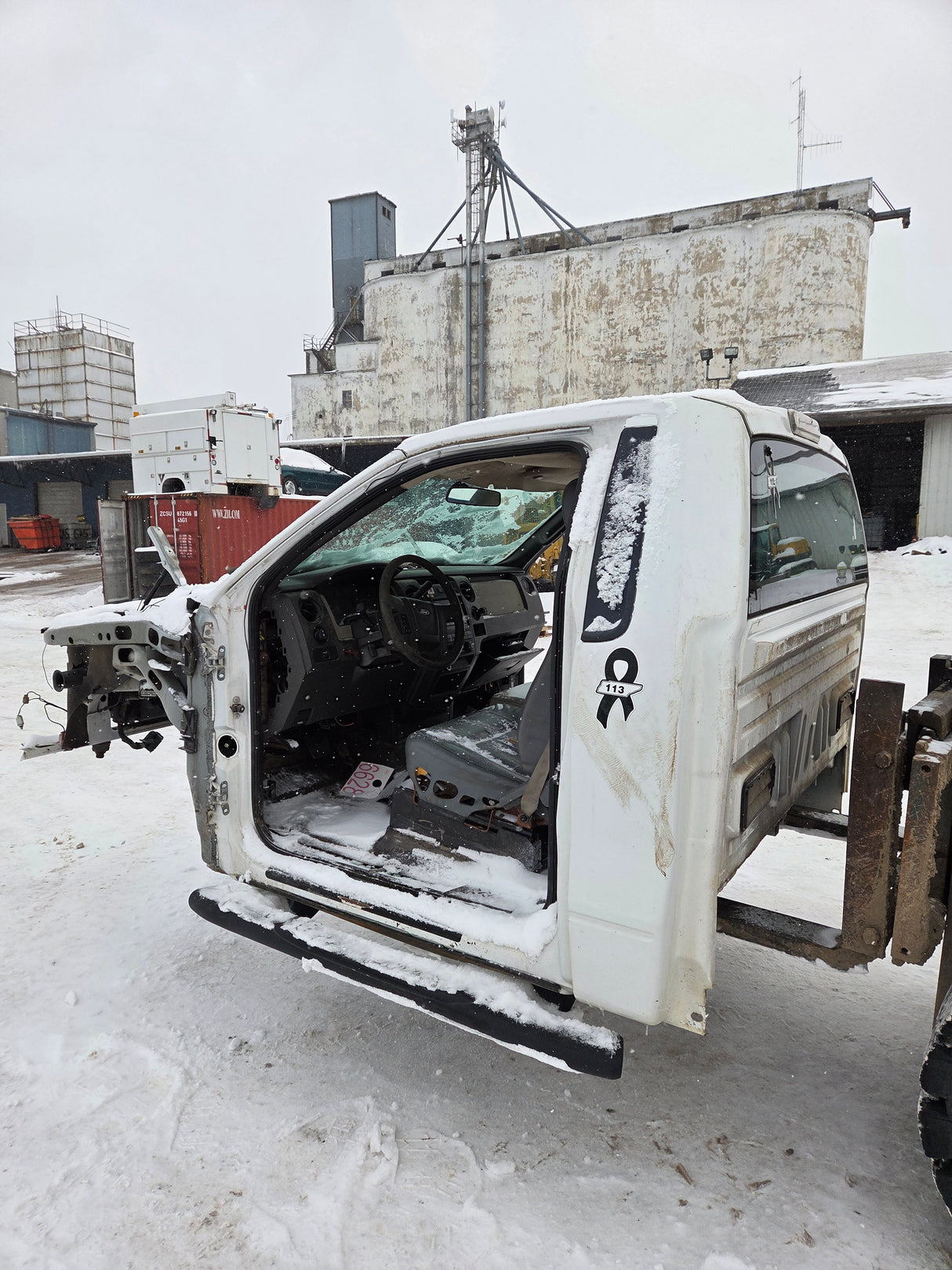 2009-2014 Ford F150 Regular Cab 2 Door Truck Cab