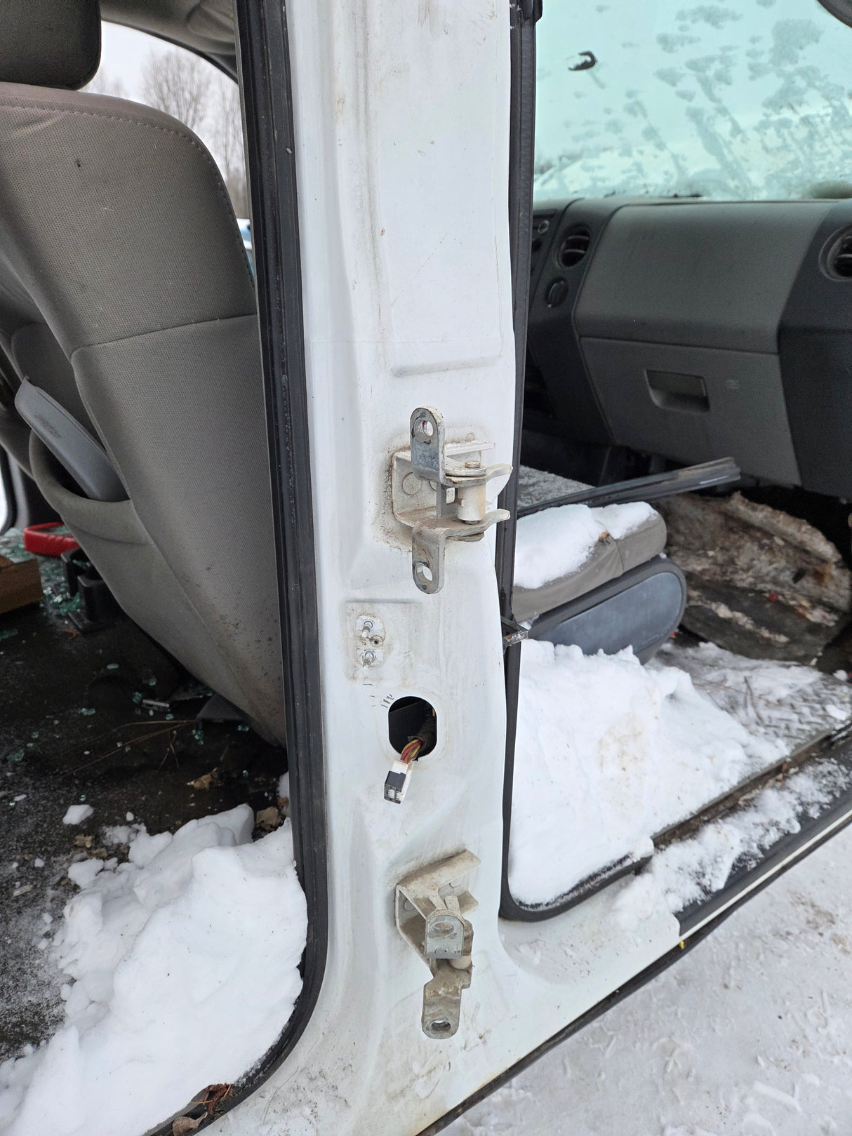 2004-2008 Ford F150 4 Door Crew Cab - Oxford White