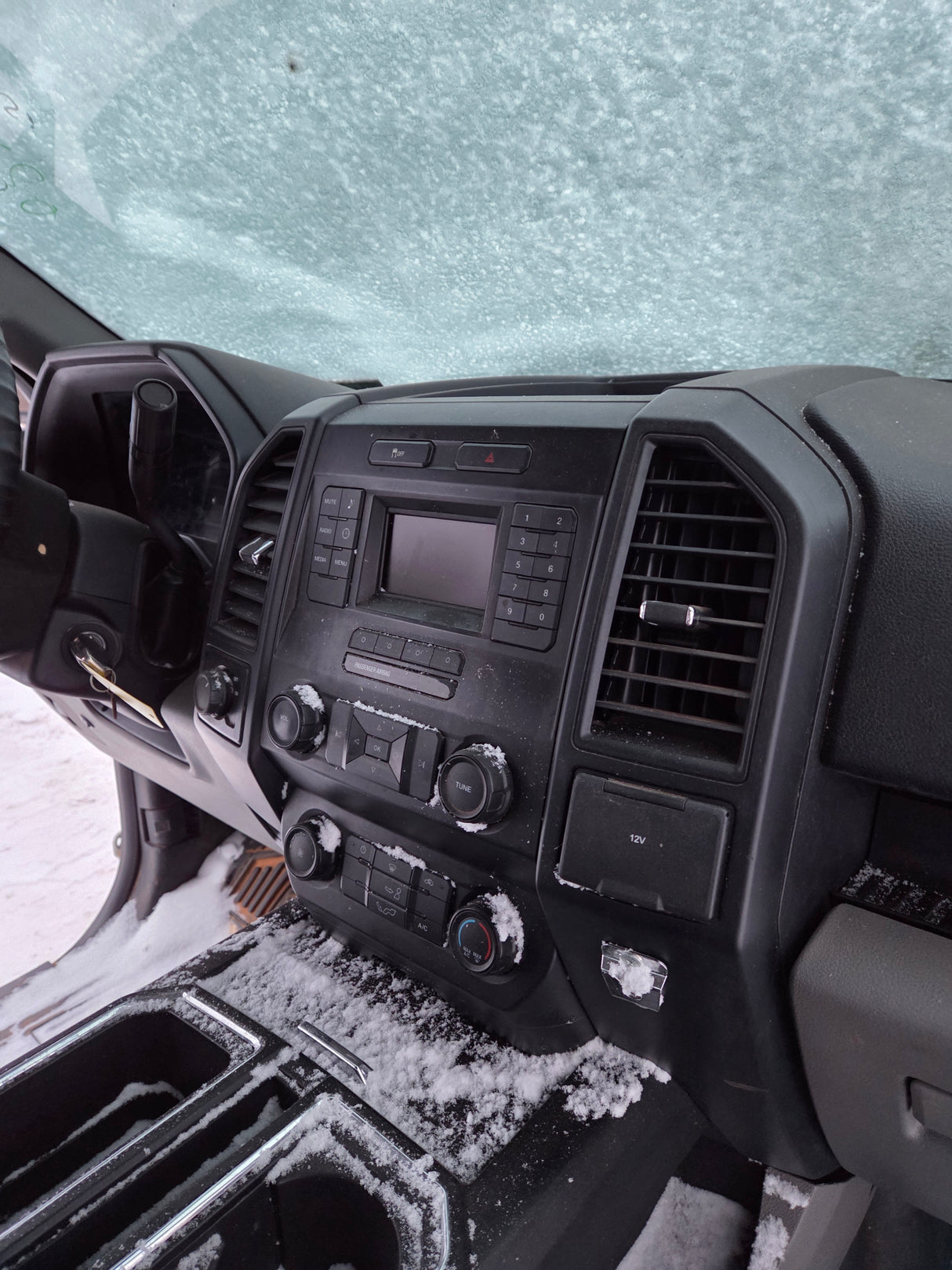 2015-2020 Ford F150 4 Door Extended Super Cab - Oxford White