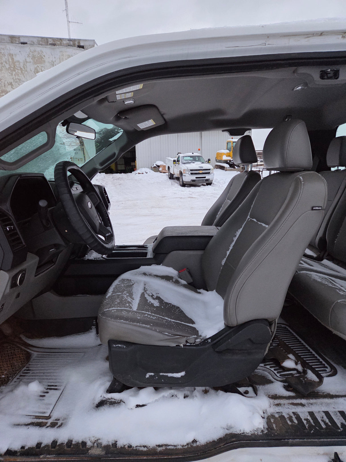 2015-2020 Ford F150 4 Door Extended Super Cab - Oxford White