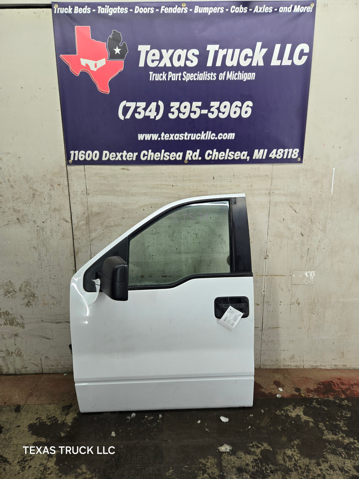 2004-2008 Ford F150 LH Driver Front CREW Cab Door