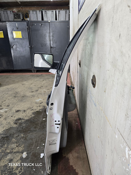 2004-2008 Ford F150 LH Driver Front CREW Cab Door