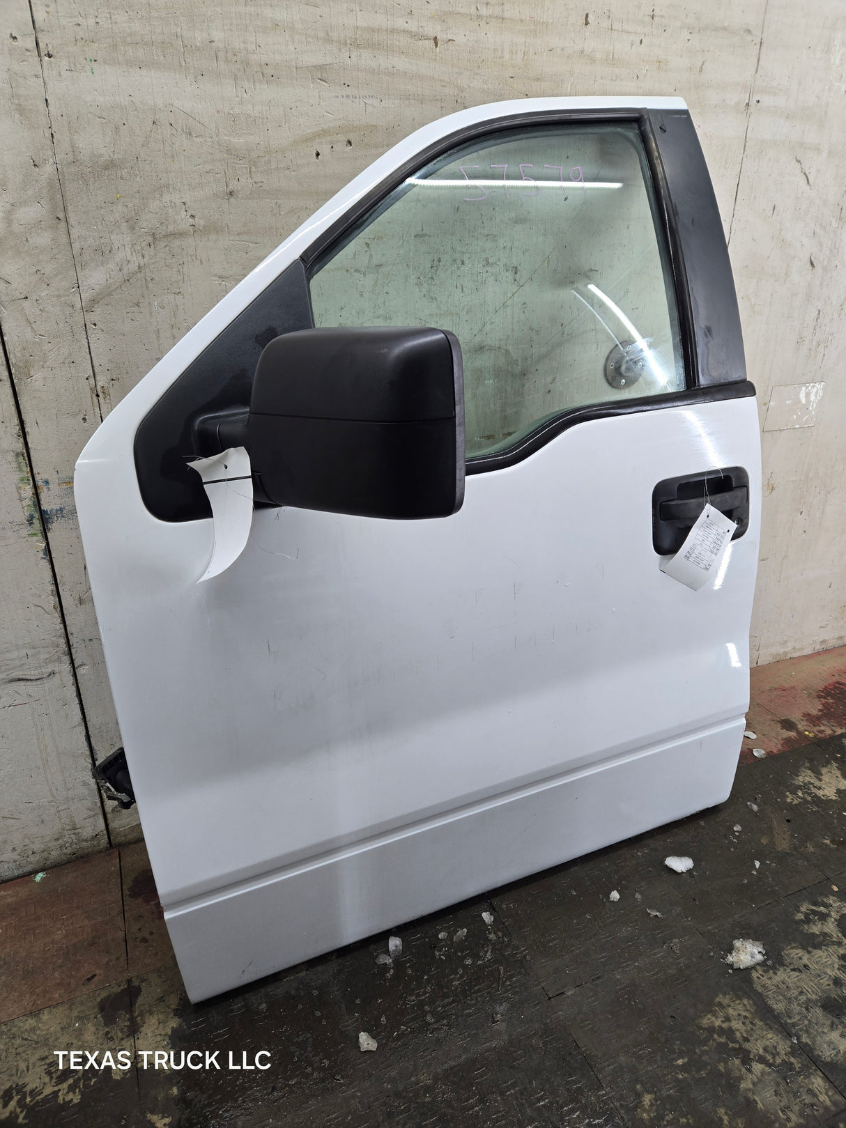 2004-2008 Ford F150 LH Driver Front CREW Cab Door