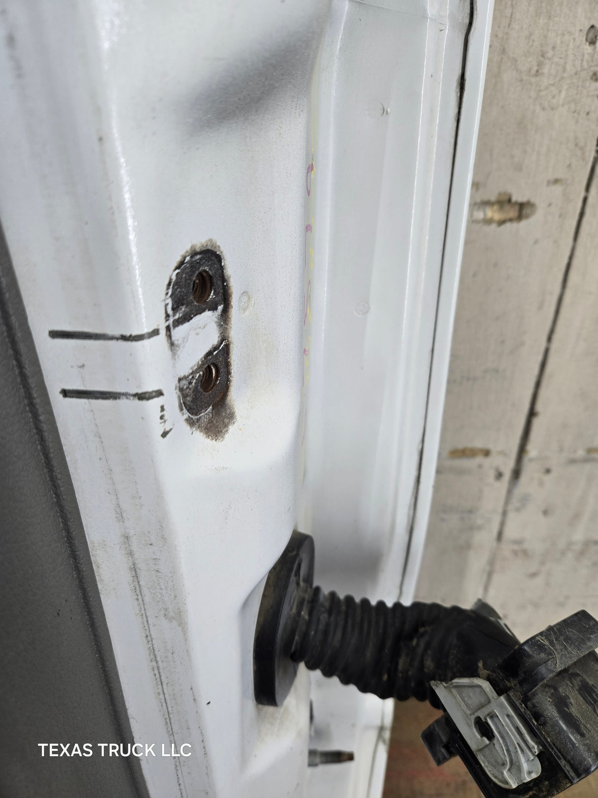 2004-2008 Ford F150 LH Driver Front CREW Cab Door