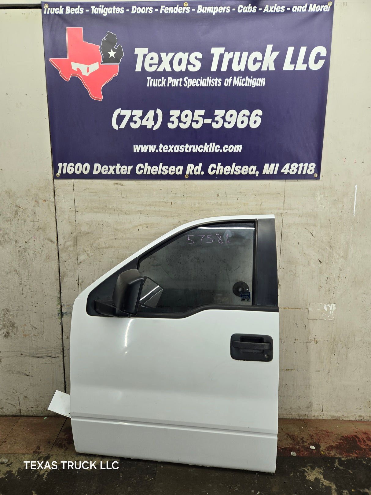 2004-2008 Ford F150 LH Driver Front CREW Cab Door