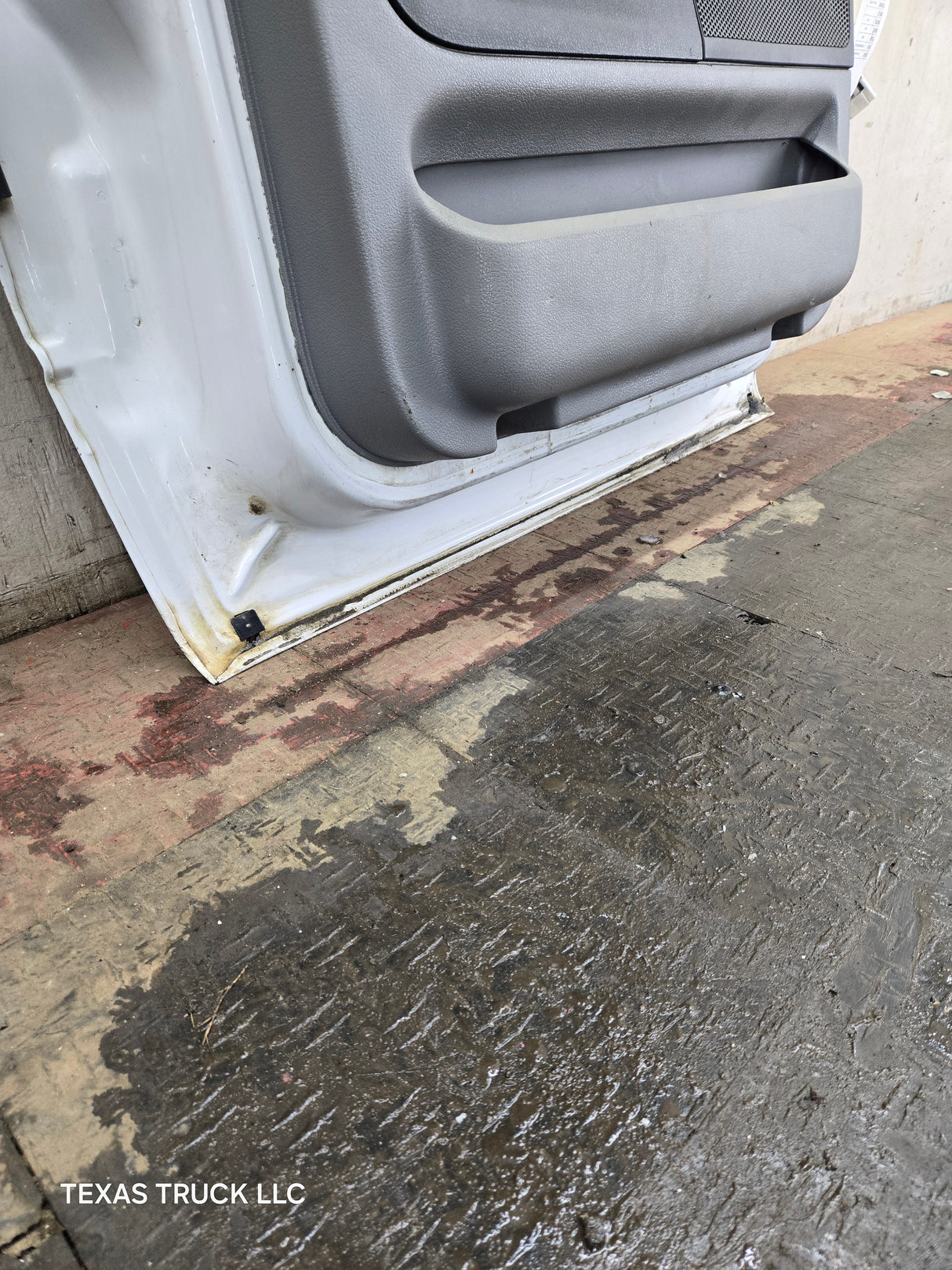 2004-2008 Ford F150 Rear LH Driver Crew Cab Door